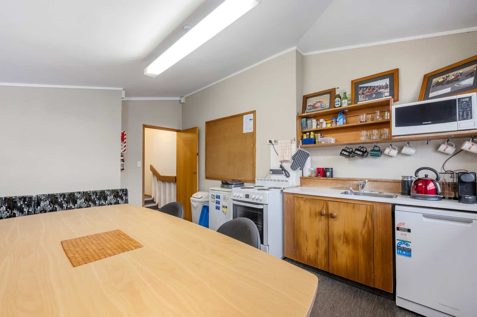 049_Open2view_ID576343-12_Western_Rd